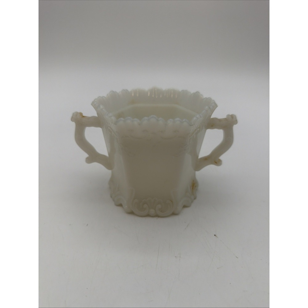 Westmoreland Vintage Milk Glass Creamer Sugar Dish White Scalloped Hexagon 094